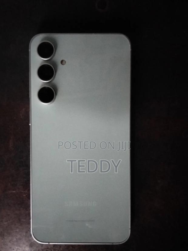 Samsung Galaxy S23 FE 256 GB Silver - thumbnail 2