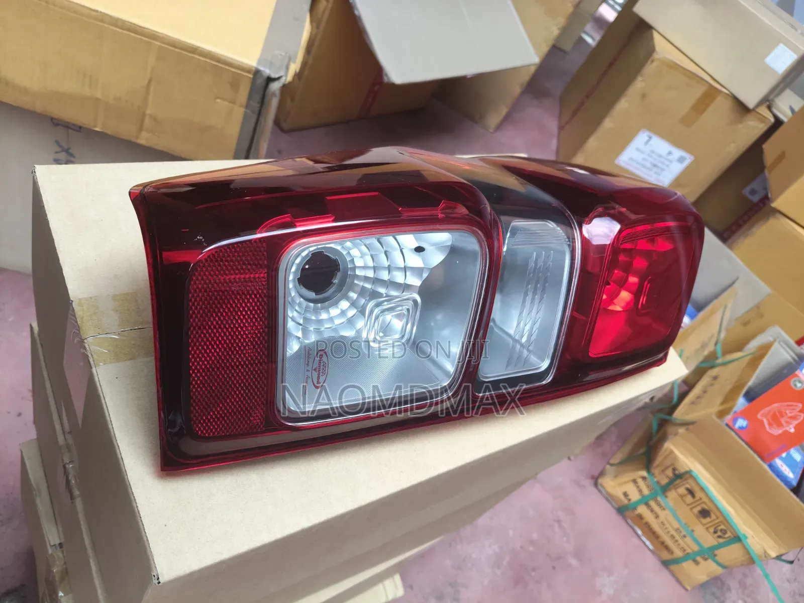 Tail Lights Isuzu 4jki Dmax 2023