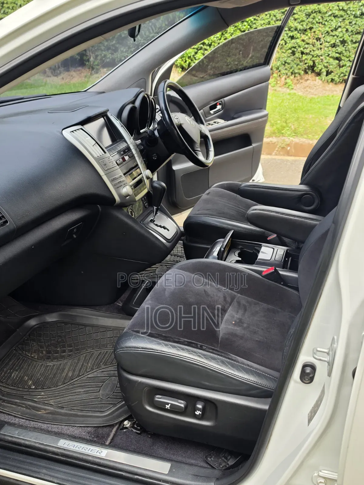 Toyota Harrier 3.3 Hybrid 4WD 2010 White