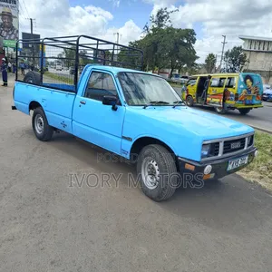 Isuzu D-MAX 2002 Blue