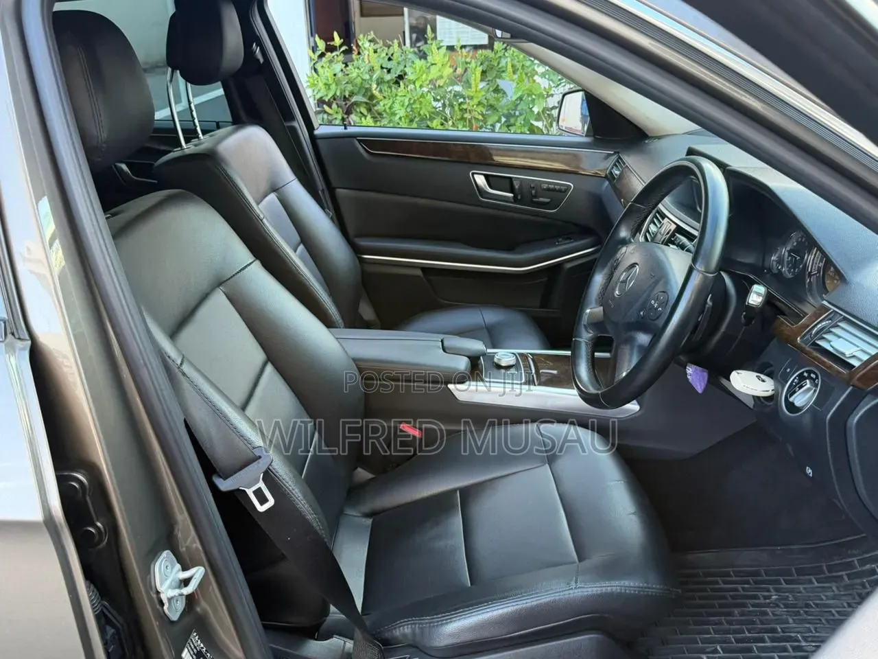 Mercedes-Benz E250 2013 Silver