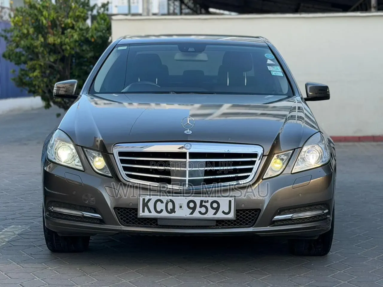 Mercedes-Benz E250 2013 Silver