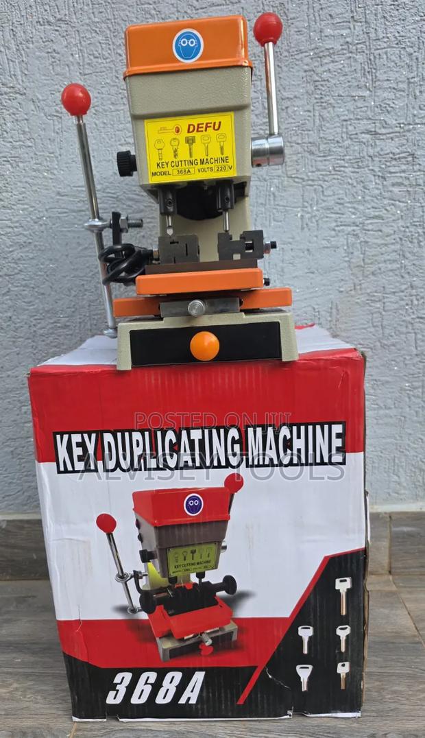 Key Duplicating Machine/Key Cutting Machine