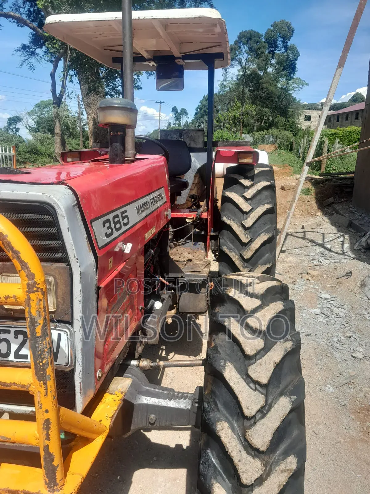 Tractor Massey Ferguson 385