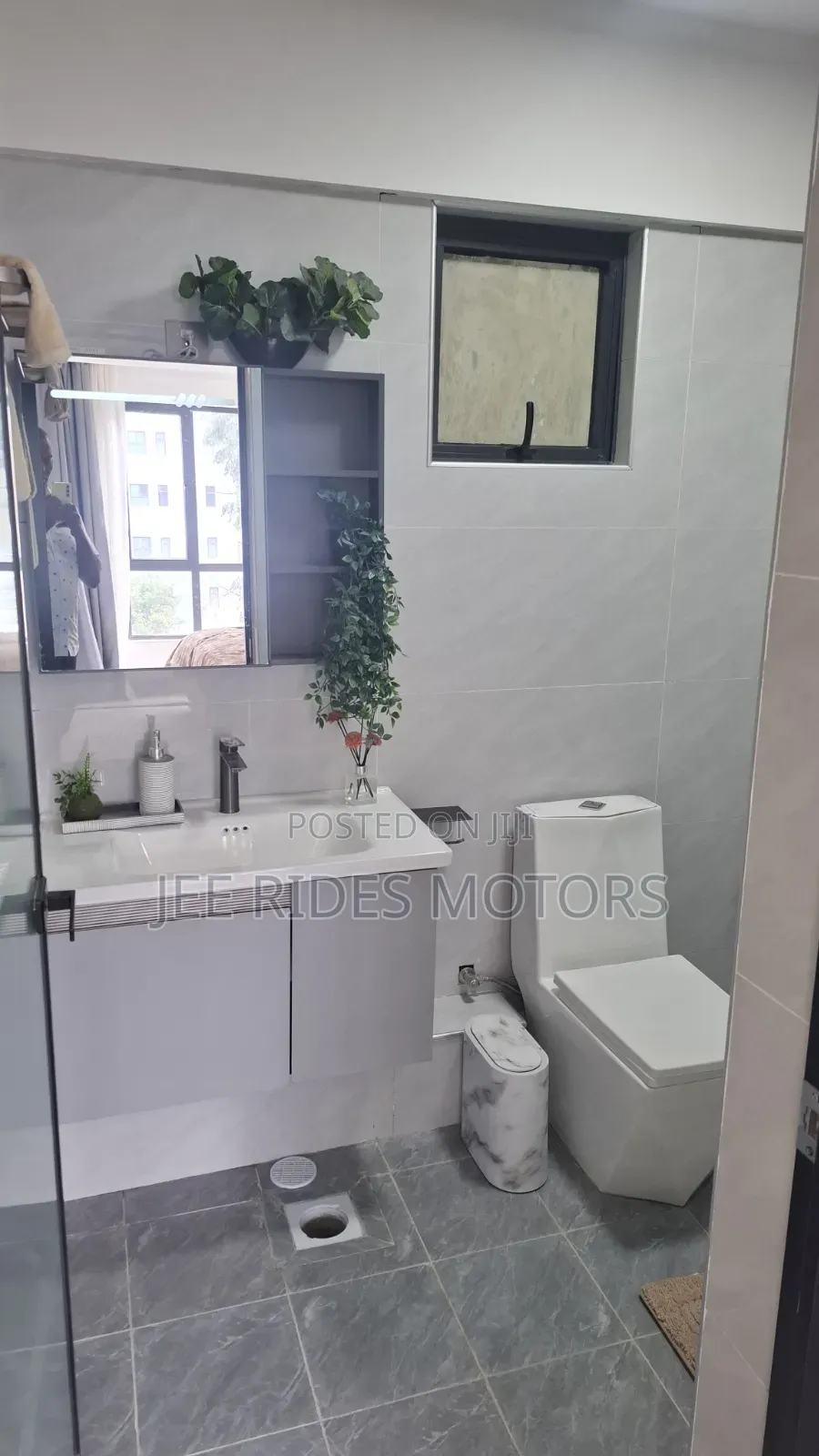 2bdrm Apartment in Versailles, Nairobi Central for sale