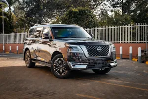 Nissan Patrol 2015 Maroon