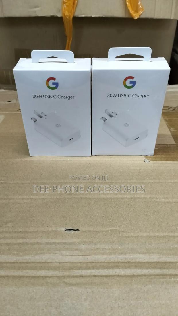 Google Pixel 30w Super Fast Charging Adapter - thumbnail 2