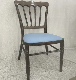 Banquet Chair: Stackable Wedding Banquet Resin Chair