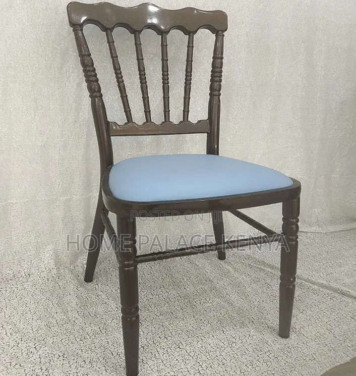 Banquet Chair: Stackable Wedding Banquet Resin Chair