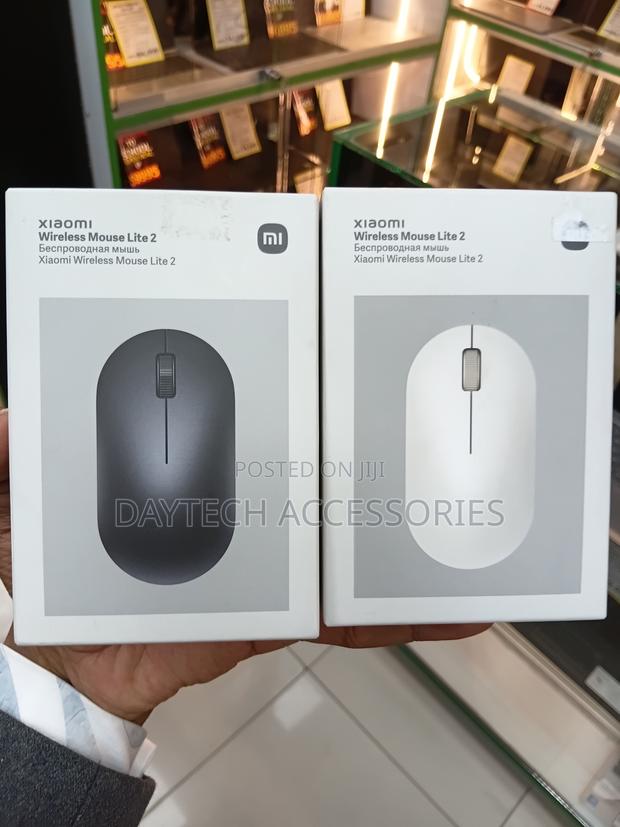 These Are Black and White Xiaomi Wireless Mouse Lite 2 Units. - thumbnail 4