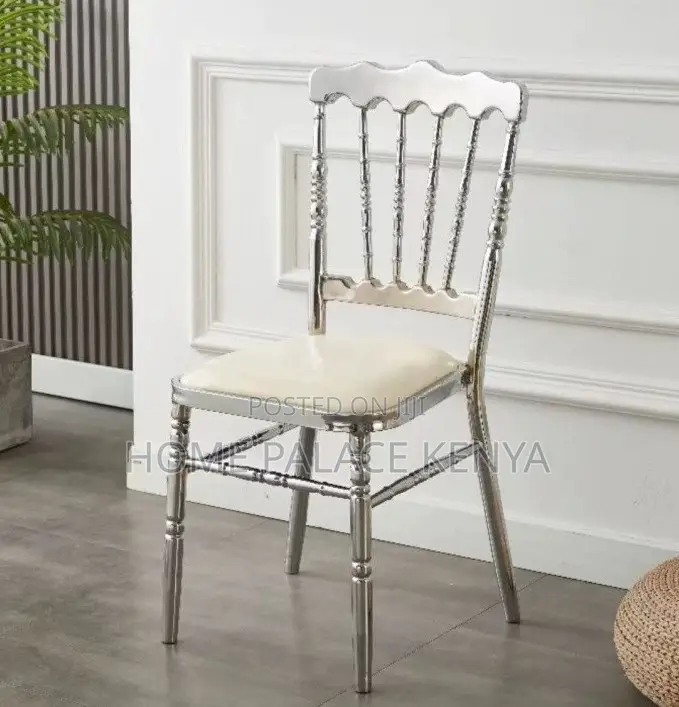 Banquet Chair: Stackable Wedding Banquet Resin Chair