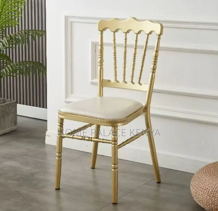Banquet Chair: Stackable Wedding Banquet Resin Chair