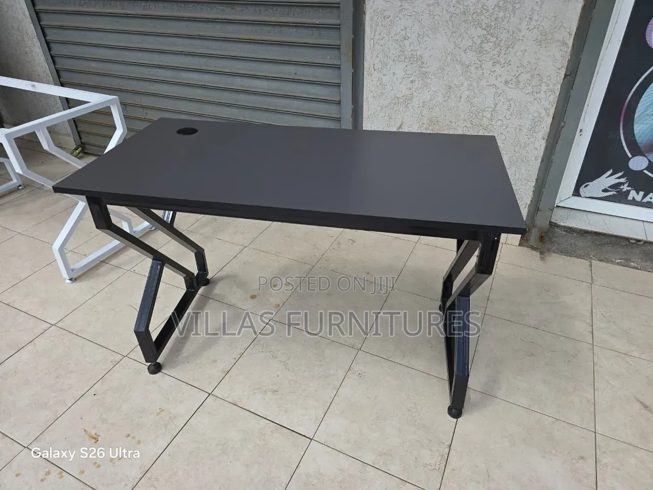 Studying Metallic Table