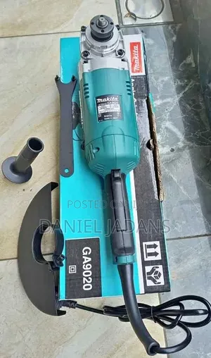 Brand New Affordable/Professional Makita Grinder 9 Inch