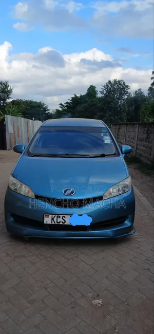 Toyota Wish 2011 Blue