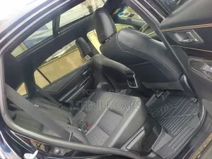 Toyota Harrier 2018