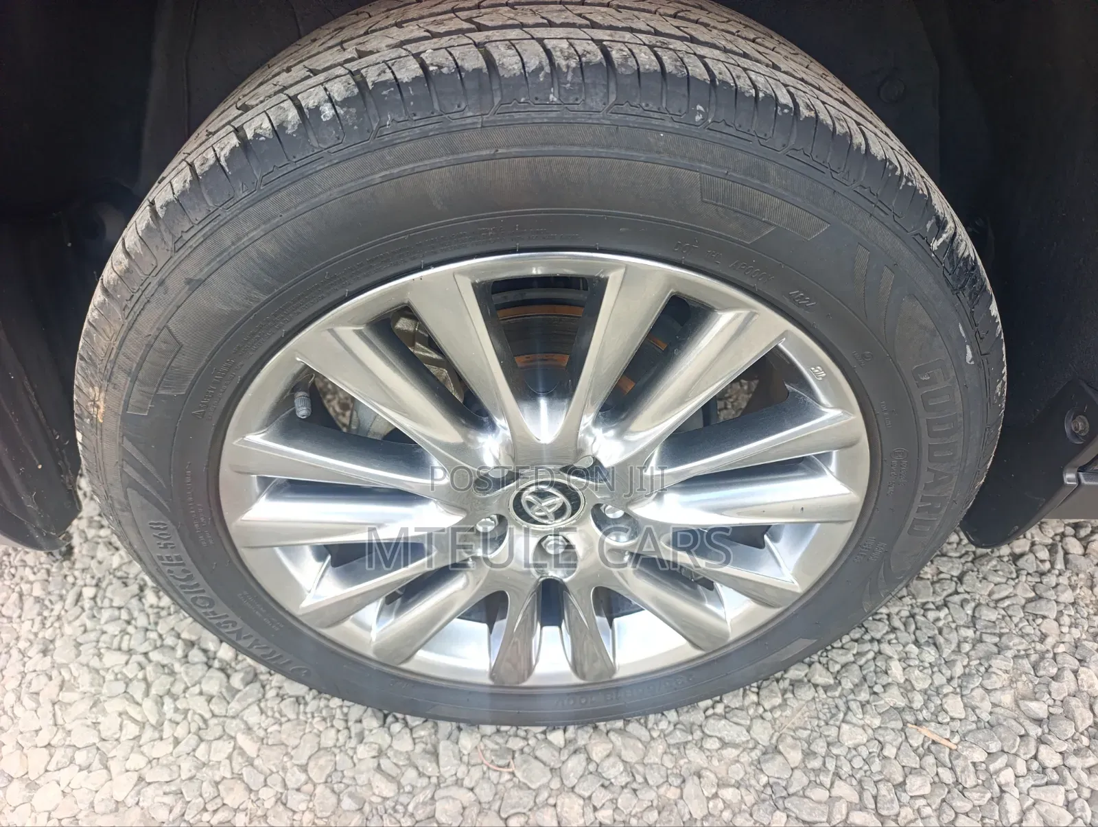 Toyota Harrier 2018