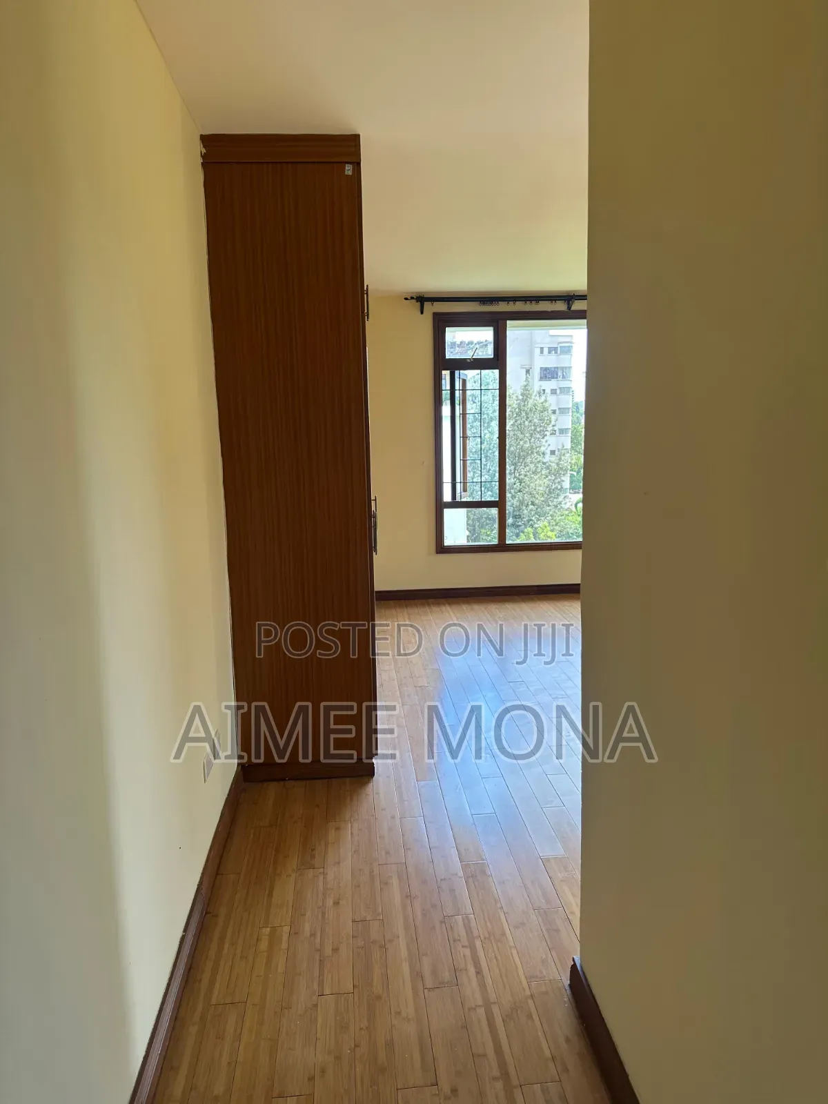 3bdrm Apartment in Sandalwood, Riverside Drive for rent