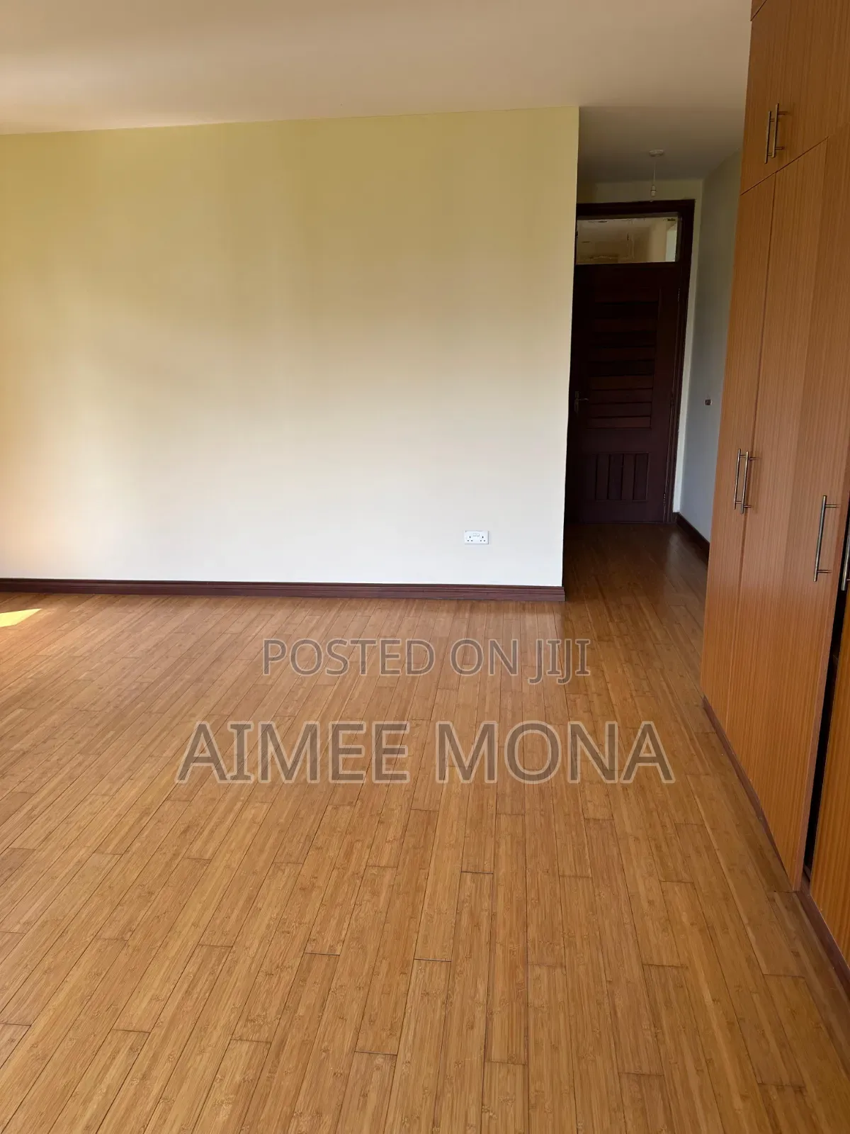 3bdrm Apartment in Sandalwood, Riverside Drive for rent