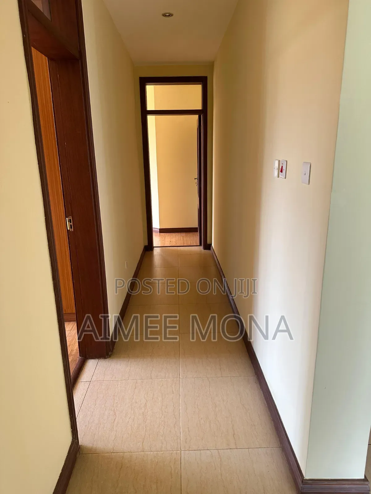 3bdrm Apartment in Sandalwood, Riverside Drive for rent