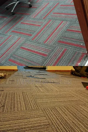 Long-Lasting Heavy Use Carpet Tiles