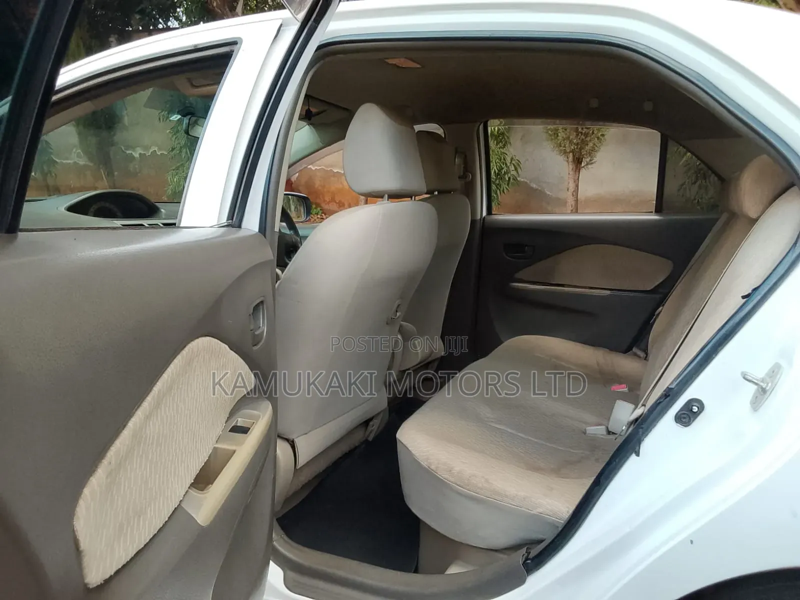 Toyota Belta 2009 White
