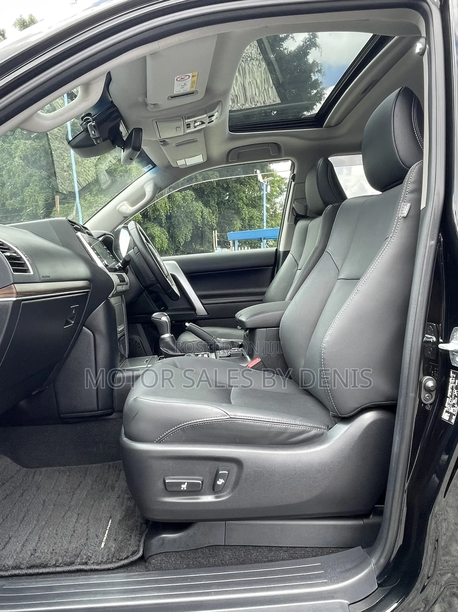 Toyota Land Cruiser Prado 2.8 2022 Black