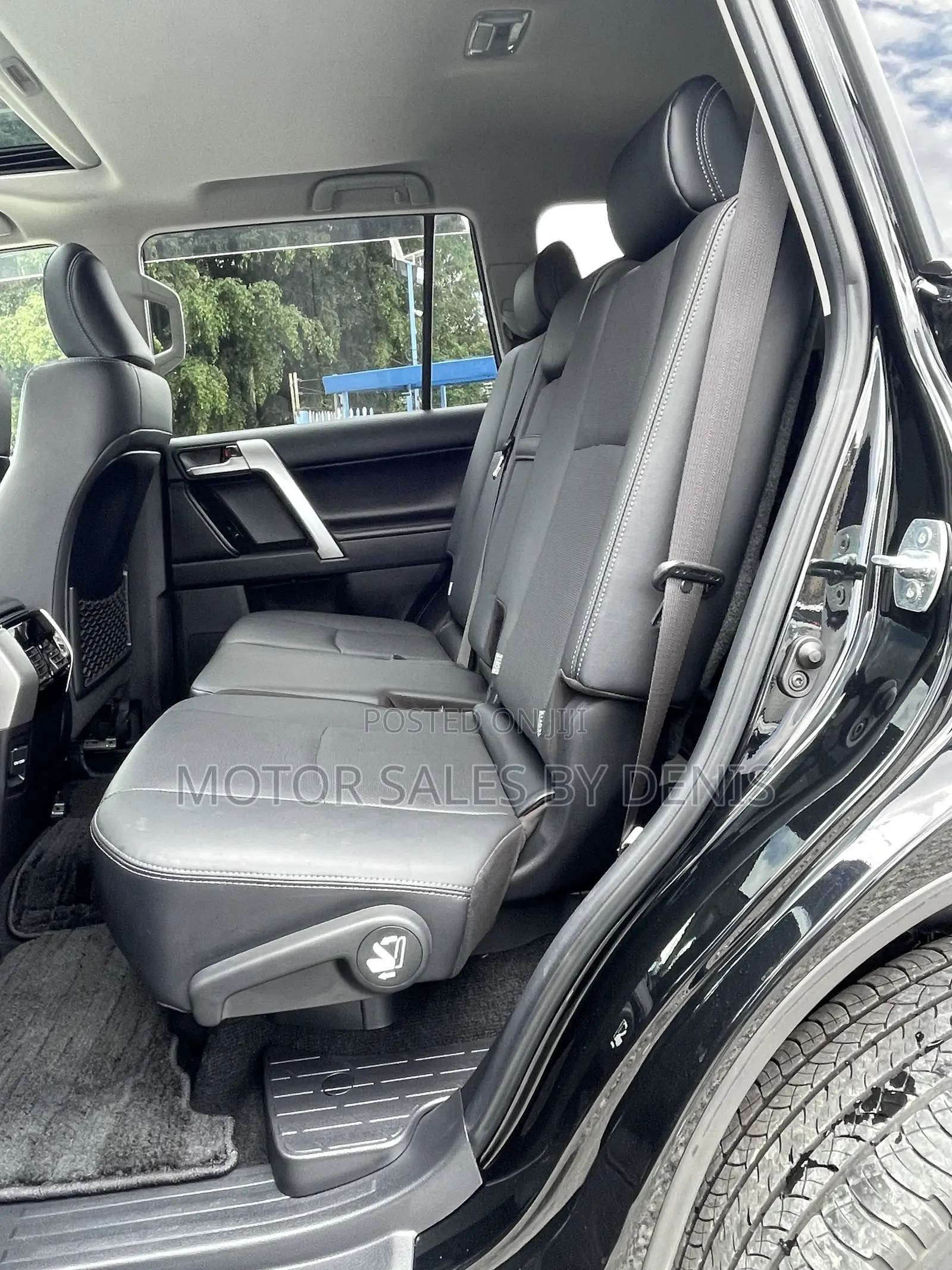 Toyota Land Cruiser Prado 2.8 2022 Black
