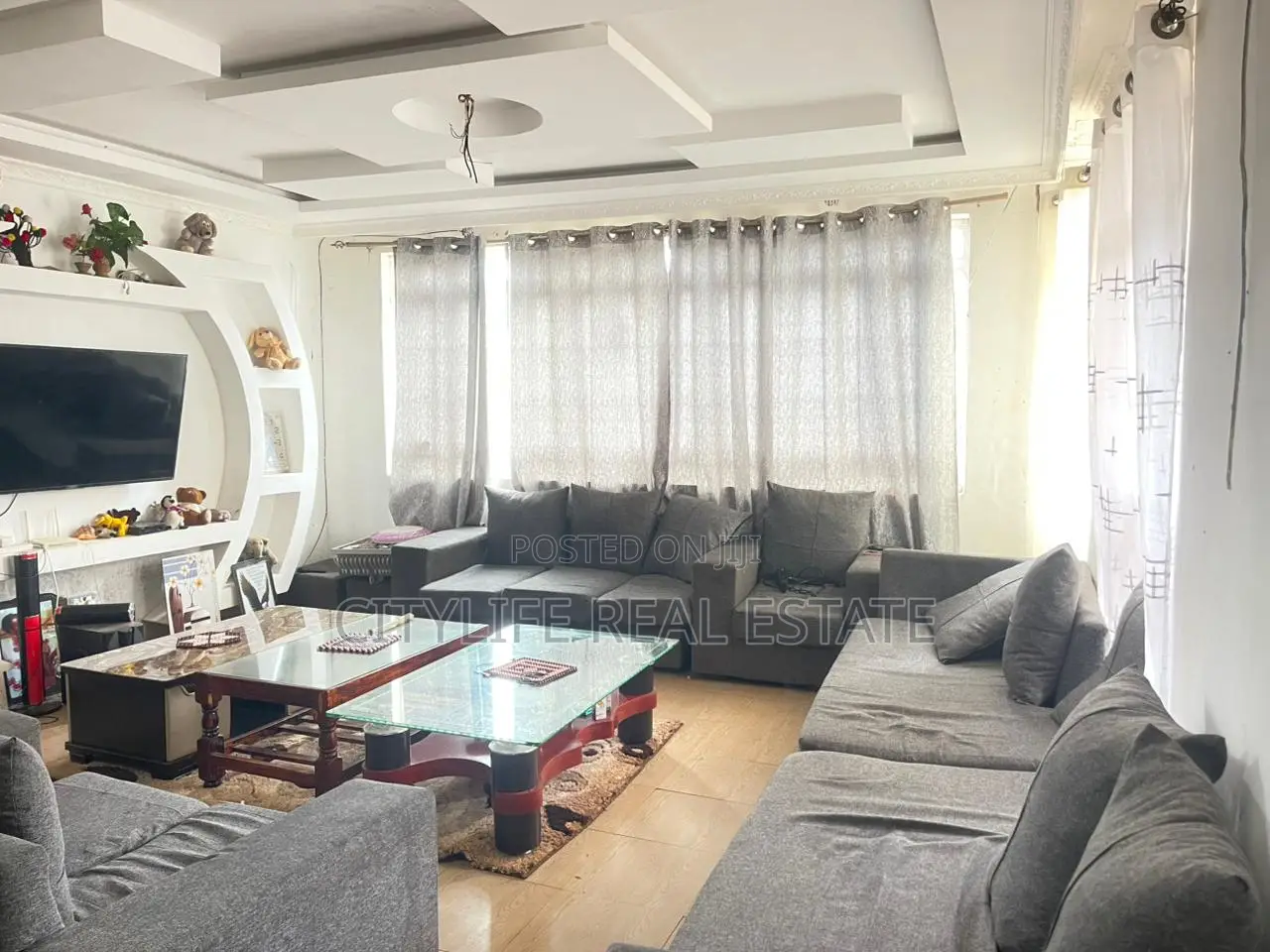 8bdrm Villa in Ndenderu, Kagondo for sale