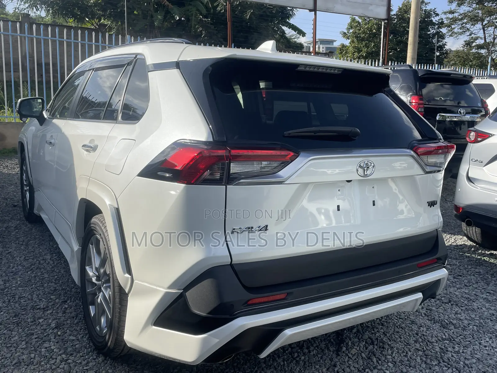 Toyota RAV4 Adventure AWD 2020 White