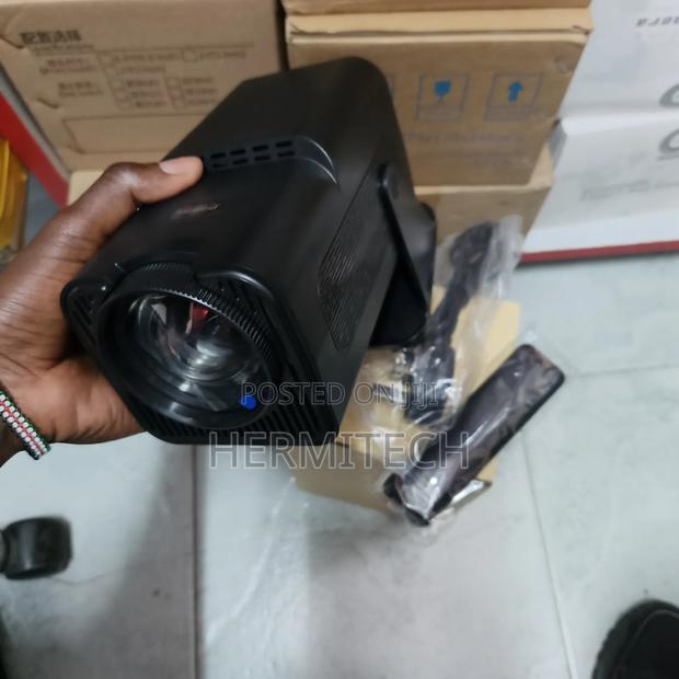 Hy320 Smart Android Projectors Outdoor Projector - thumbnail 2