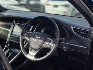 Toyota Harrier 2.0 2019