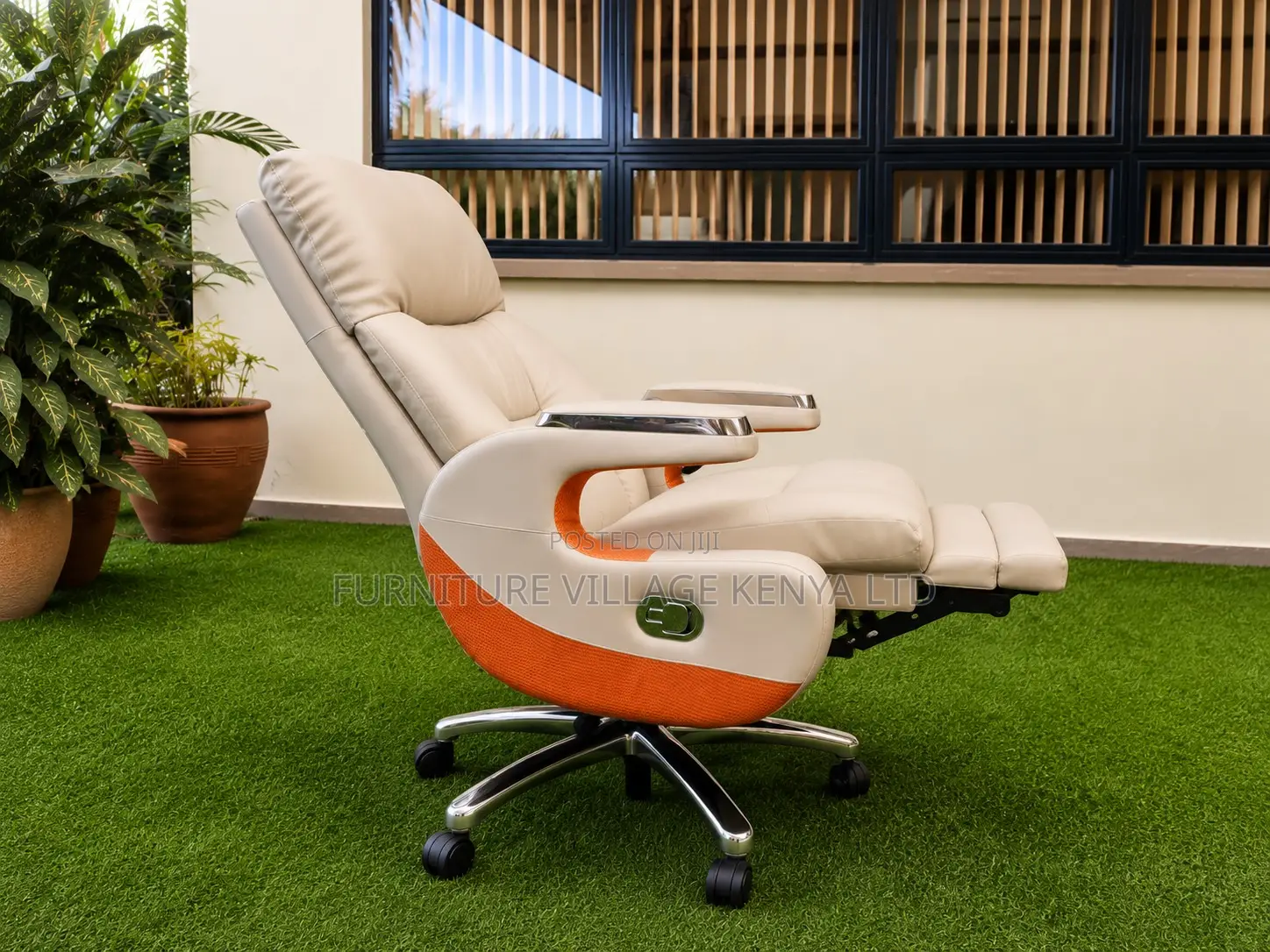 High Back Executive Office Chair.