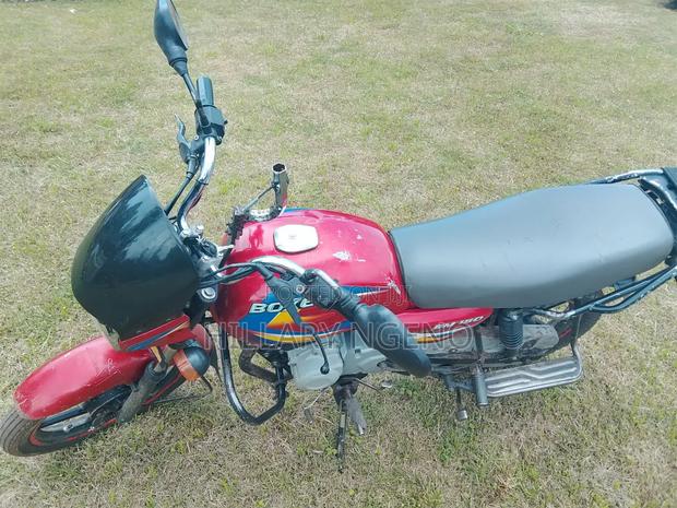 Bajaj Boxer 150 UG 2023 Red - thumbnail 2