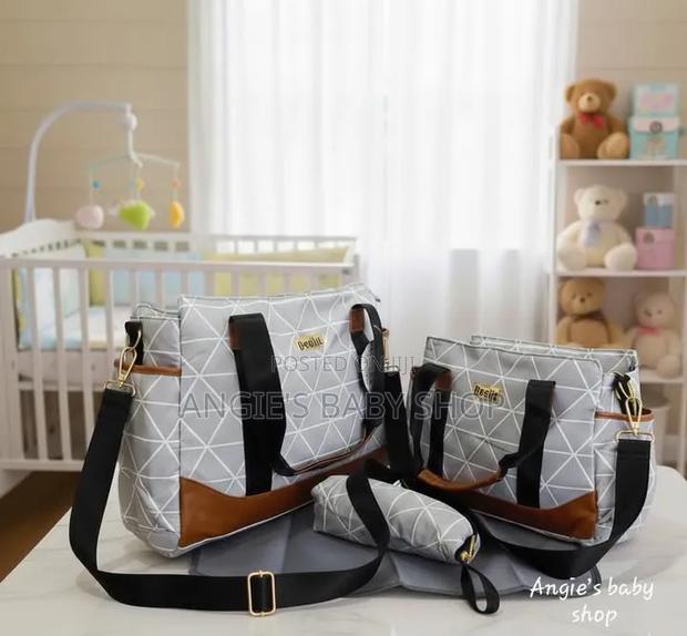 Bbaby Diaper Bag - thumbnail 3