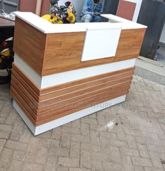 Reception Waiting Desk