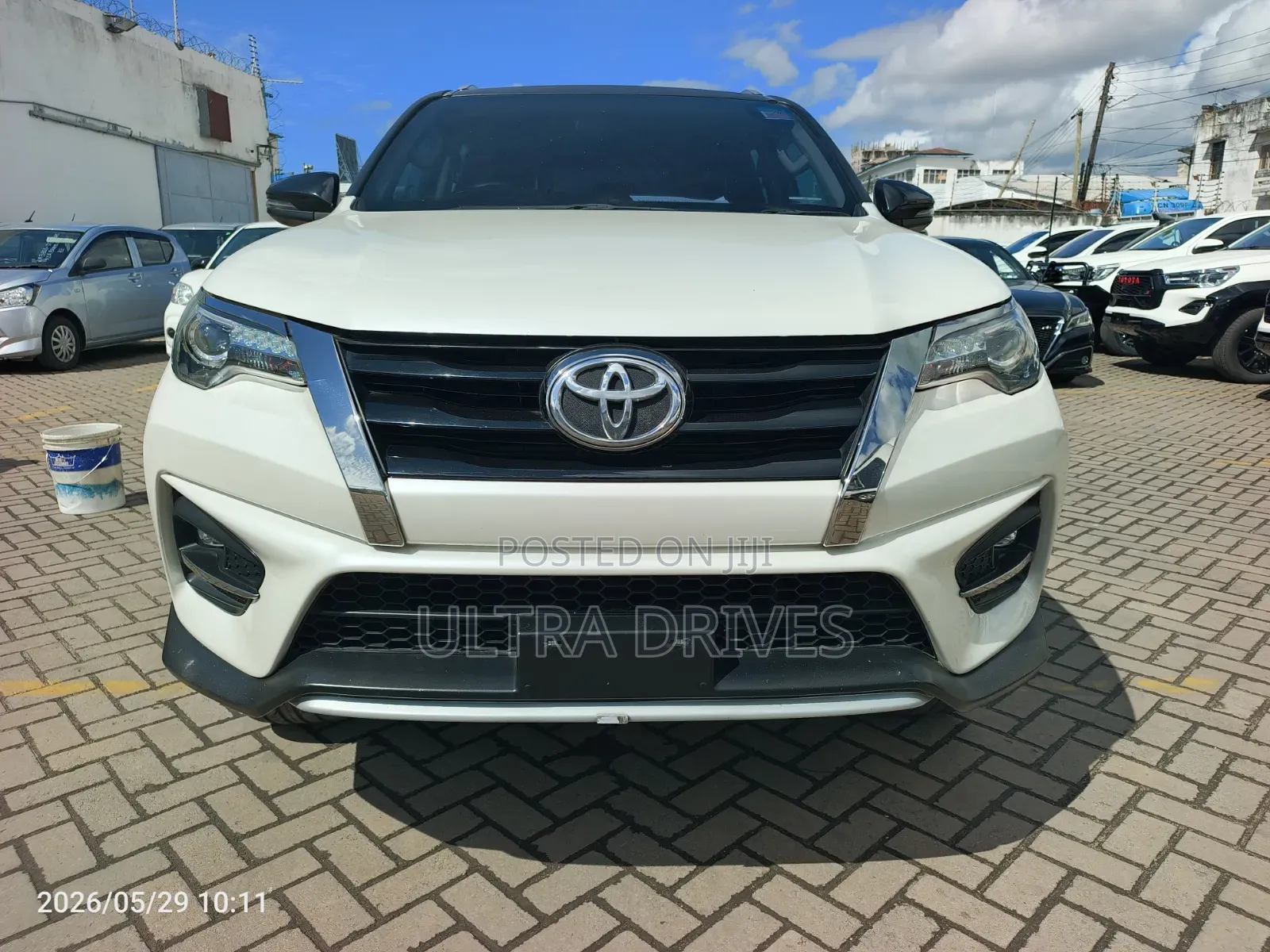 Toyota Fortuner 2019 White