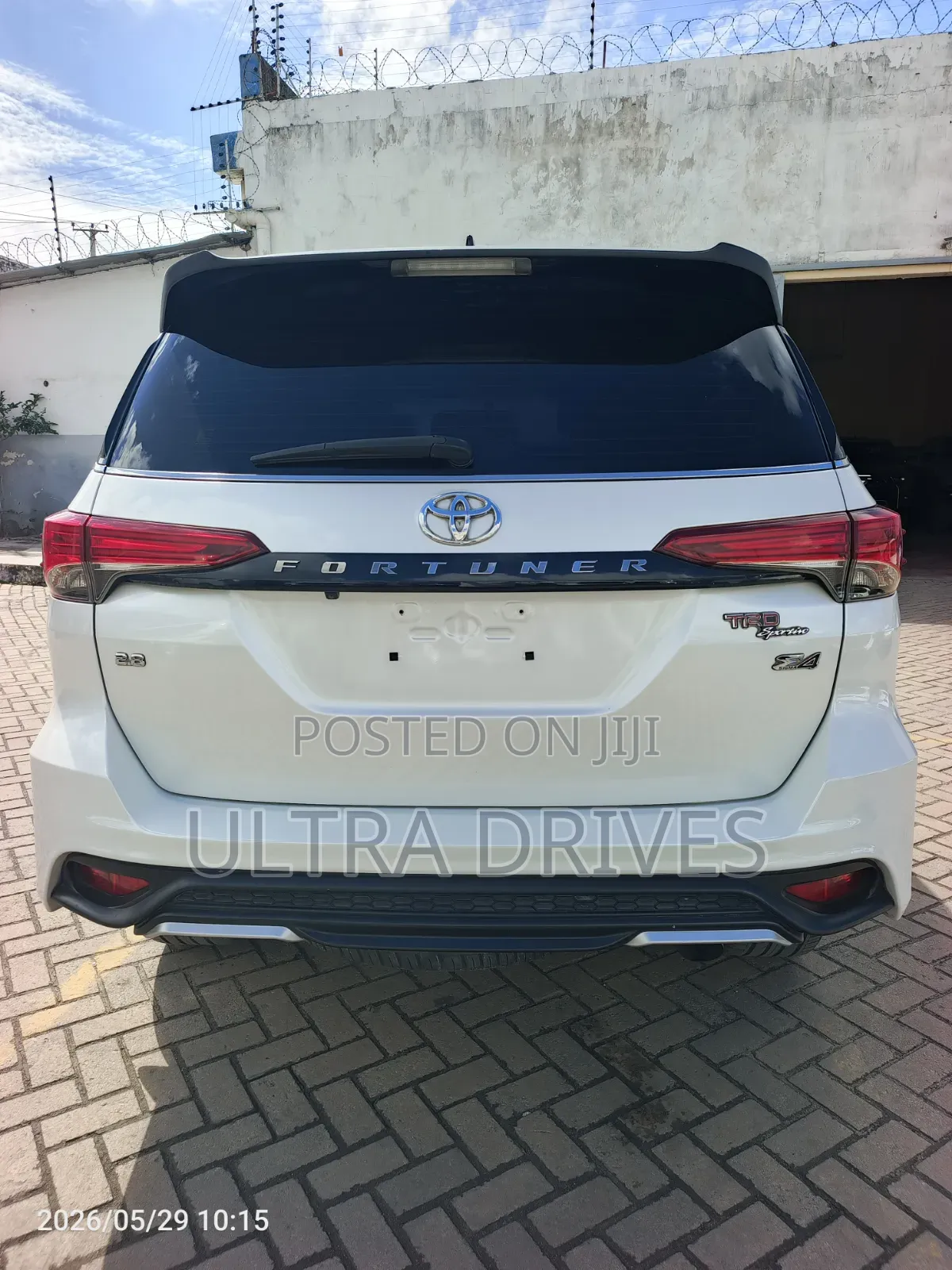 Toyota Fortuner 2019 White