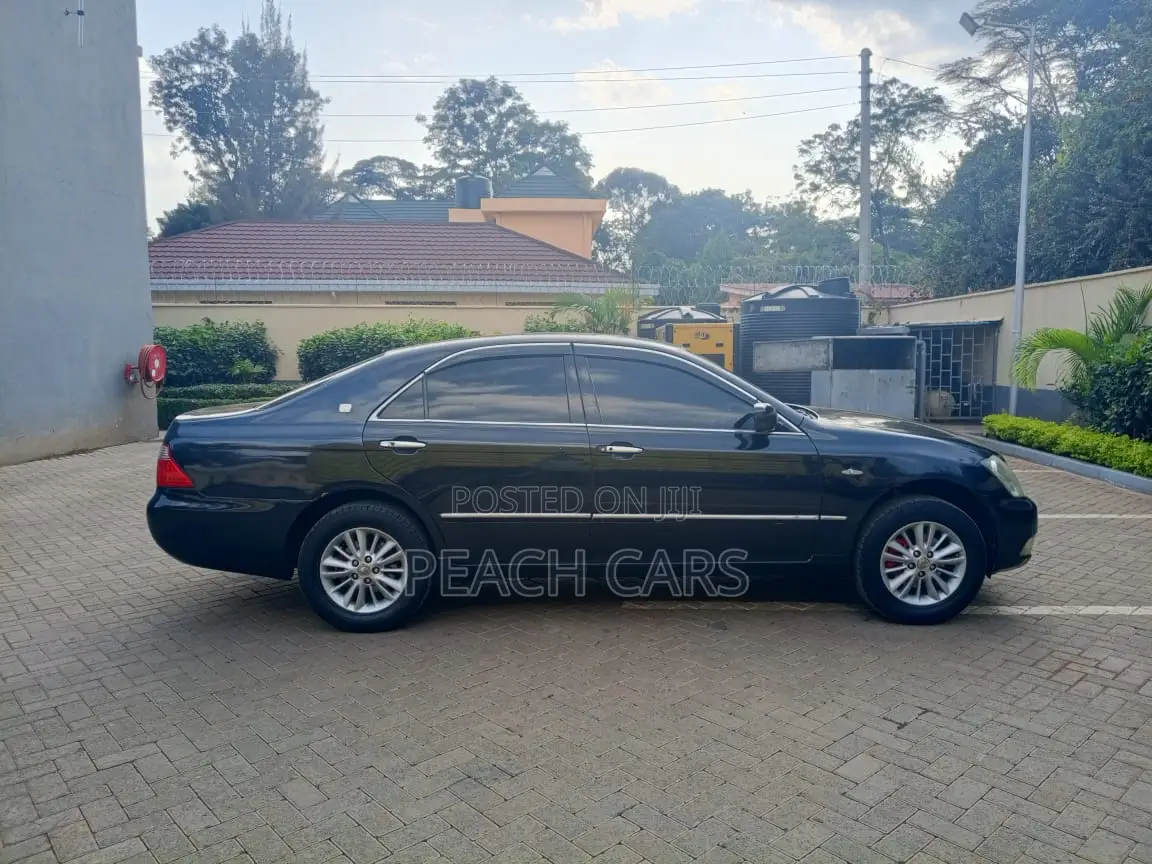 Toyota Crown 2008 Blue