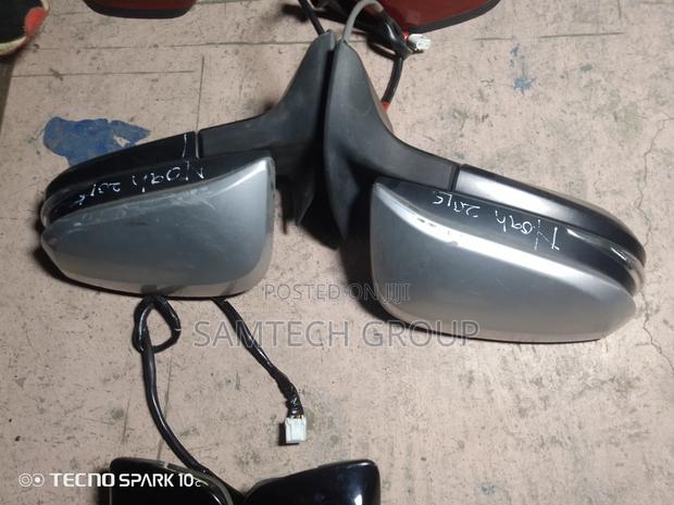 Toyota Noah 2015 Side Mirrors