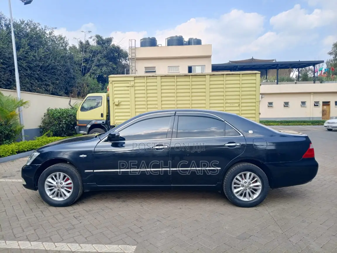 Toyota Crown 2008 Blue
