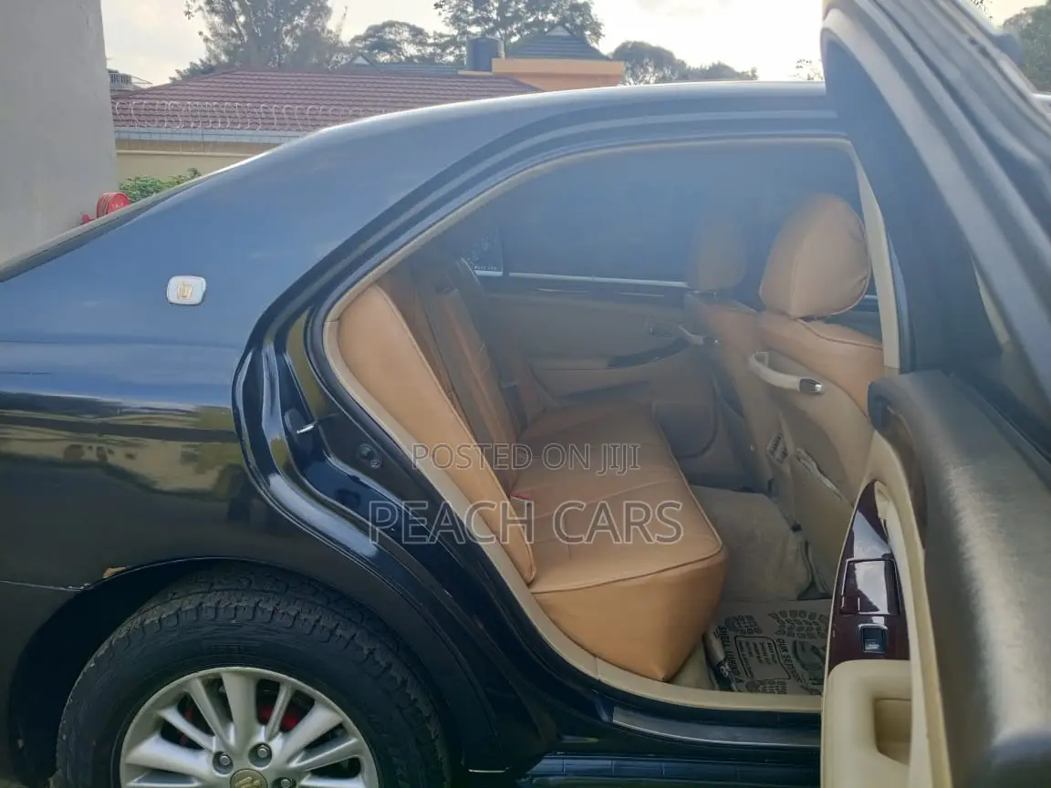 Toyota Crown 2008 Blue
