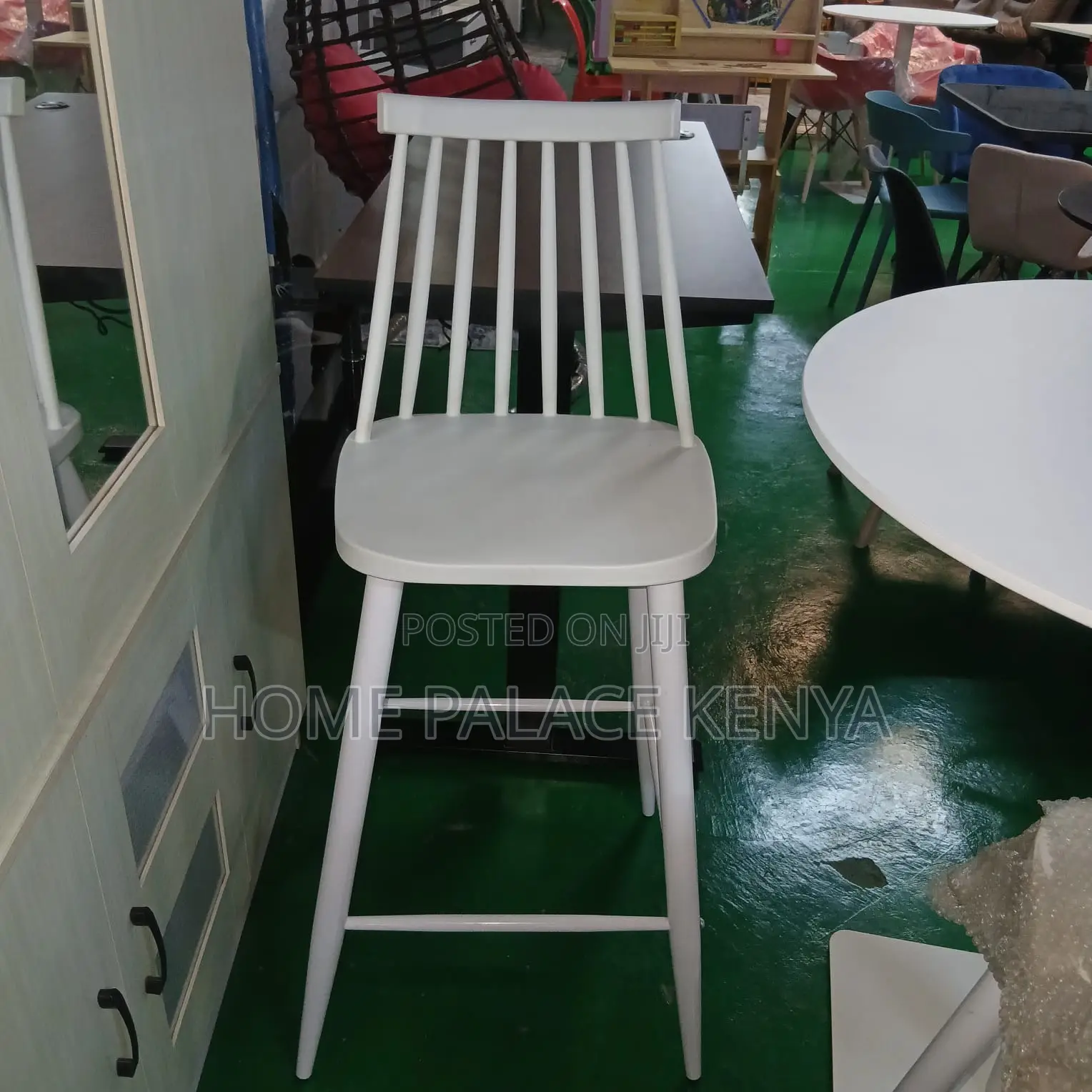 Bar Stool: Modern Bar Stool for Kitchen Counter