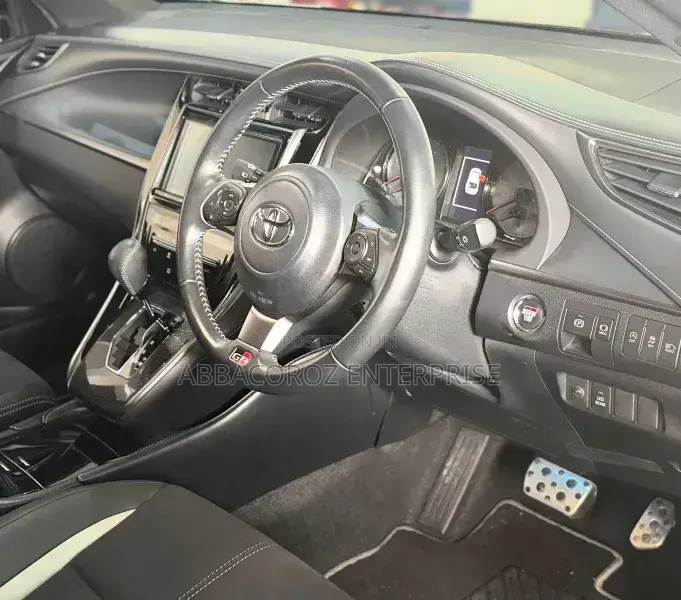 Toyota Harrier 2.0 Turbo GR Sport 2020 Black