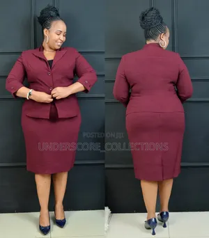 Executive Ladies Shortsleeved Skirt Suits