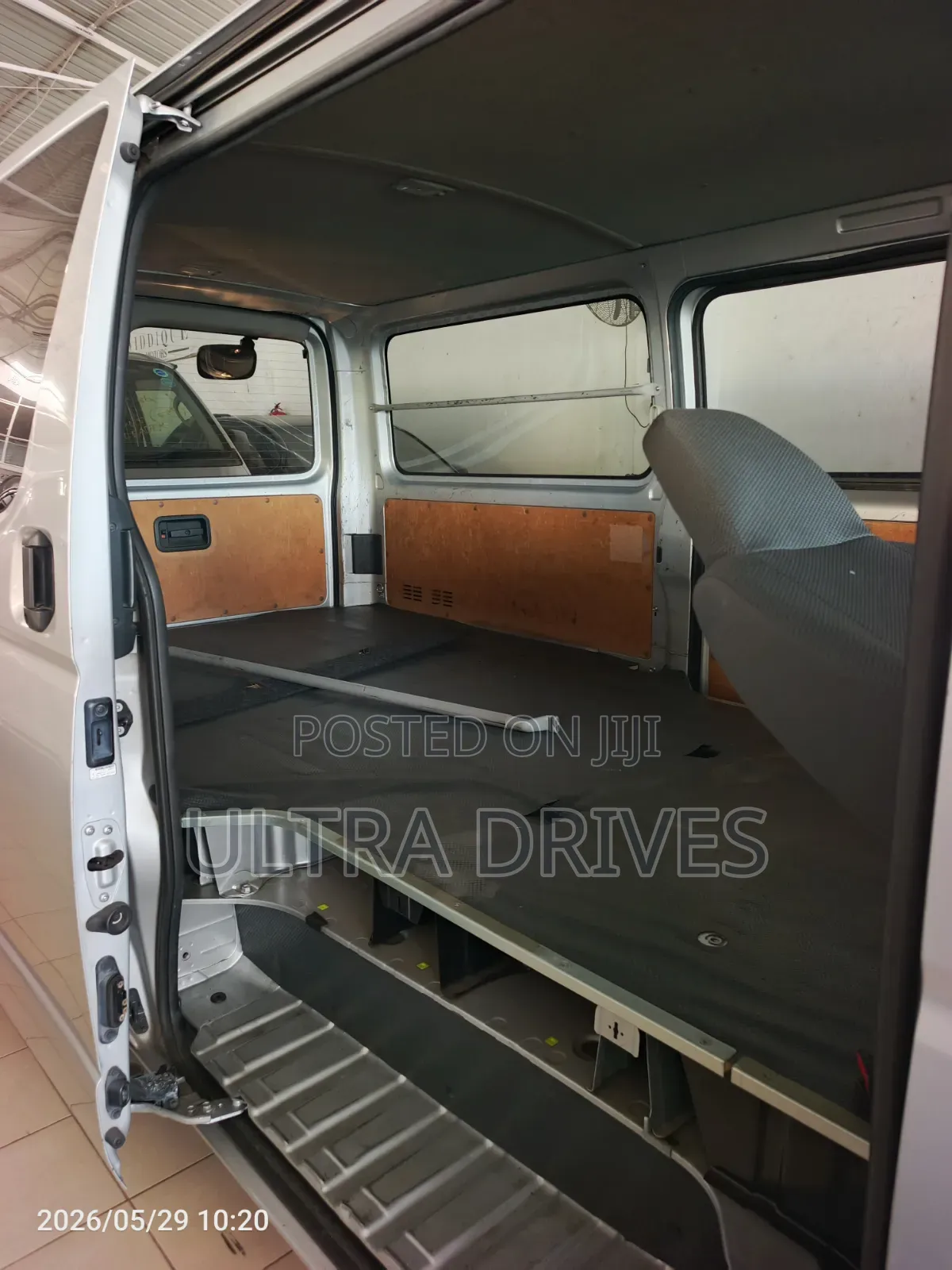 Toyota HiAce 2019 Silver