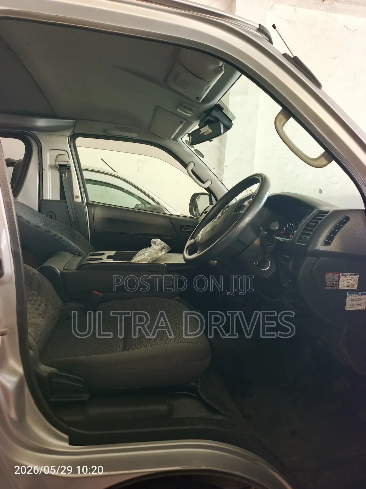 Toyota HiAce 2019 Silver