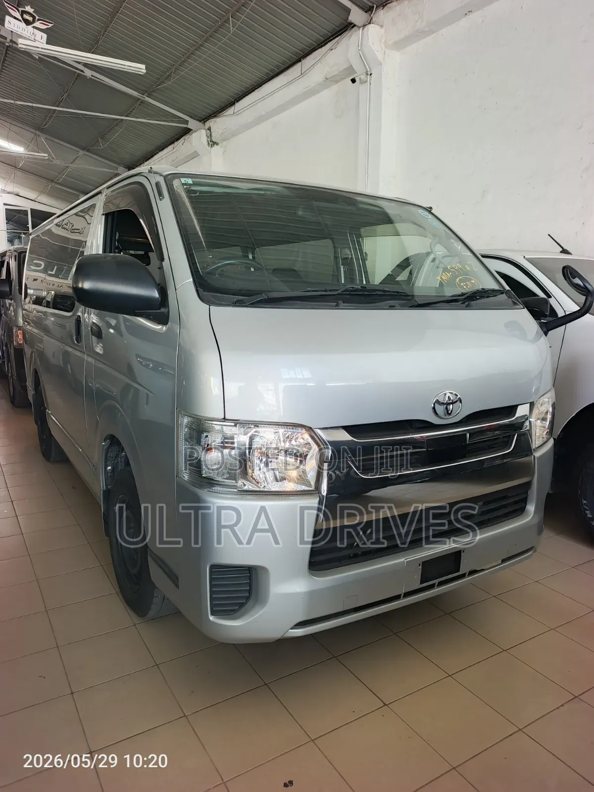 Toyota HiAce 2019 Silver