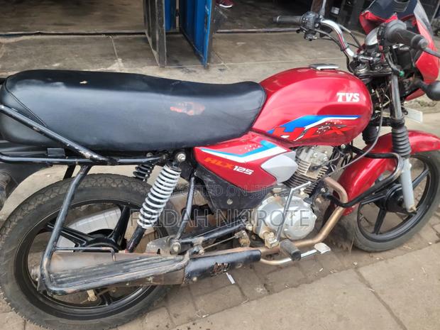 TVS HLX 125 2025 Red - thumbnail 2