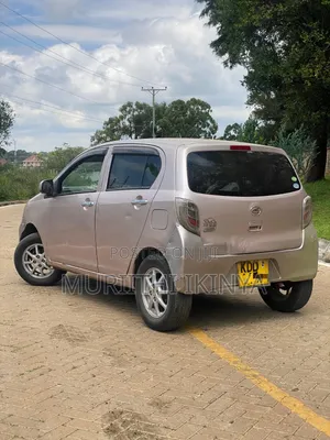 Daihatsu Mira 2014 Pink